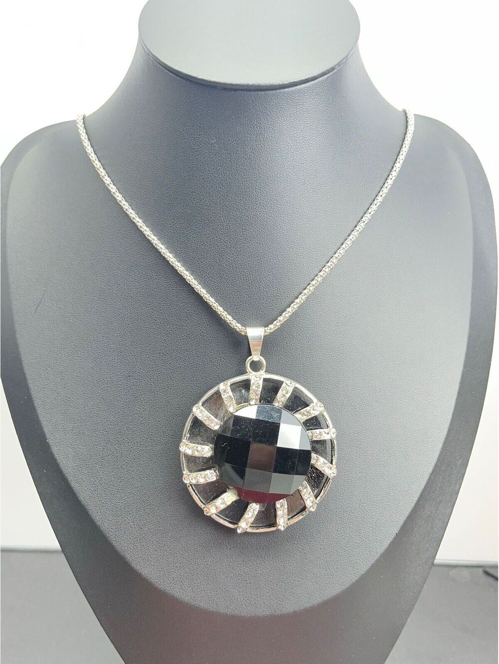 #76 Silver Tone Black Faceted Halo Pendant Necklace 30”